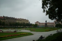 D:\DCIM\100DICAM\DSCI0433.JPG
